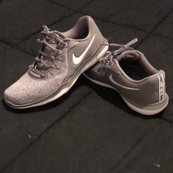 Nike Shoes - Nike